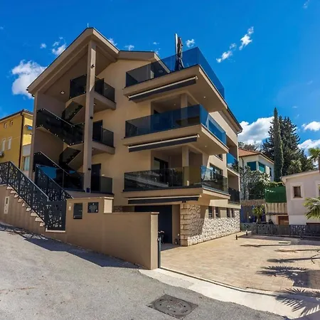 Apartament Vadaga *