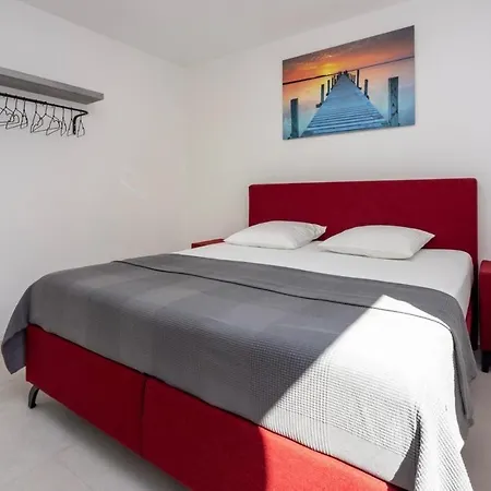 Apartment Vadaga