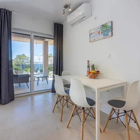 Vadaga Apartment *